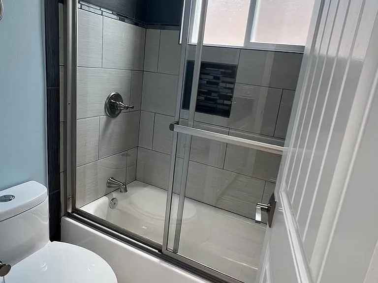 4055 Brant St #B — Photo 6