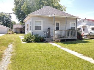 711 Corse Ave, Larned, KS 67550