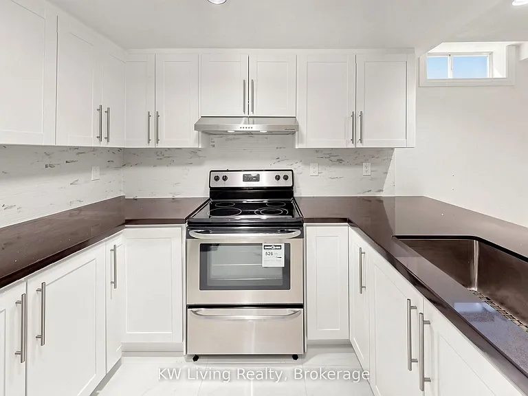 33 Southgate Cres — Photo 44
