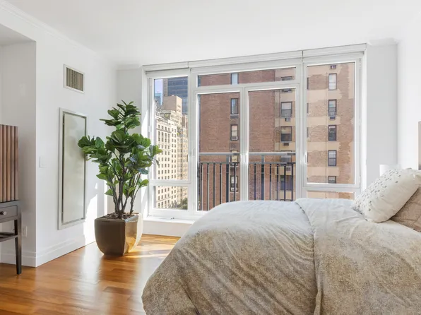 45 Park Avenue image 4 of 8