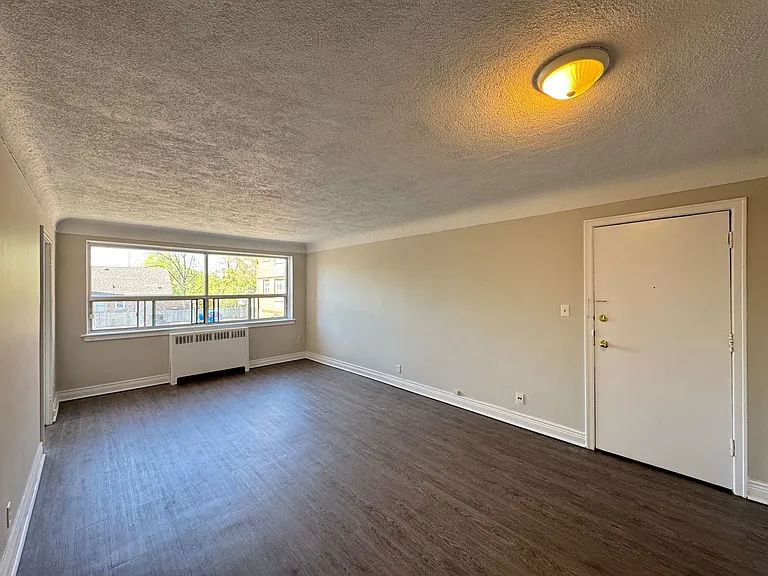 8 E 36th St #34 — Photo 11