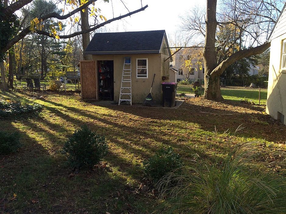 2nd image of 200 Cedar Ave