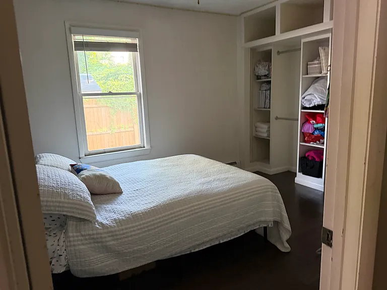 316 Shore Dr — Photo 3