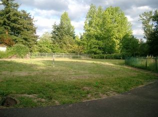 6990 SW Canby St, Portland, OR 97223