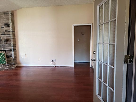 5th image of 12815 Sandhurst Dr