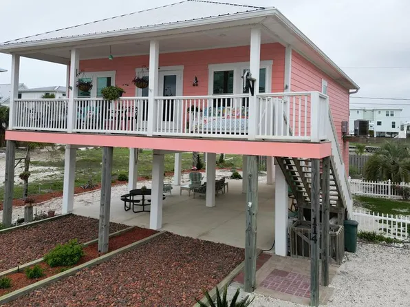 114 S 40th St, Mexico Beach, FL 32456