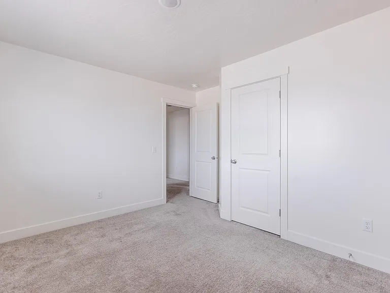 1889 E Honeycomb Dr — Photo 44