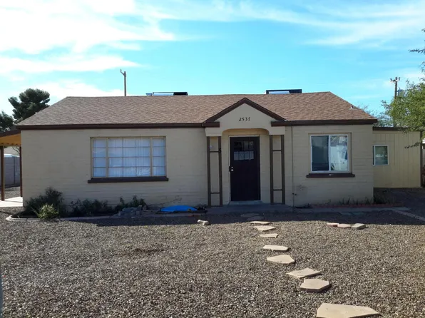 2537 E Willetta St, Phoenix, AZ 85008