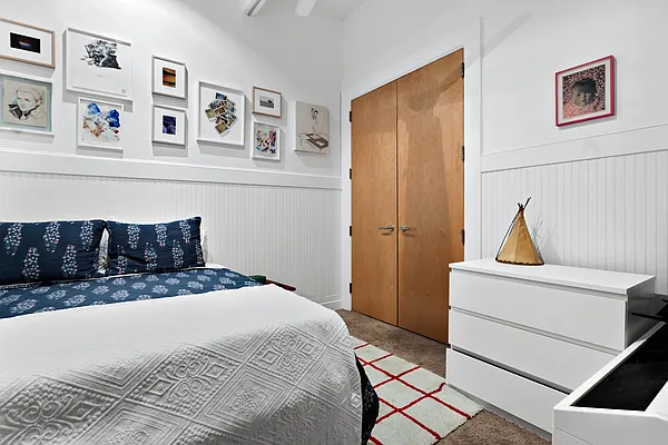 Sold by Compass | media 10
