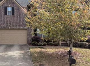 1113 Whisperwood Ln, Lawrenceville, GA 30043