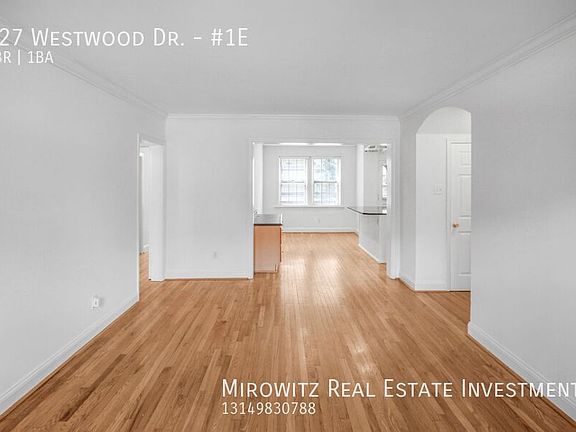 5th image of 827 Westwood Dr APT 1E