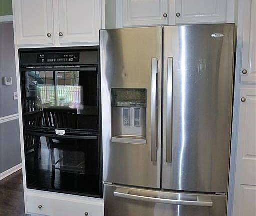 5th image of 8835 Chaucer Blvd