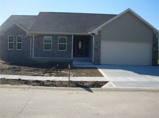 26 Watson Dr, Trafalgar, IN 46181