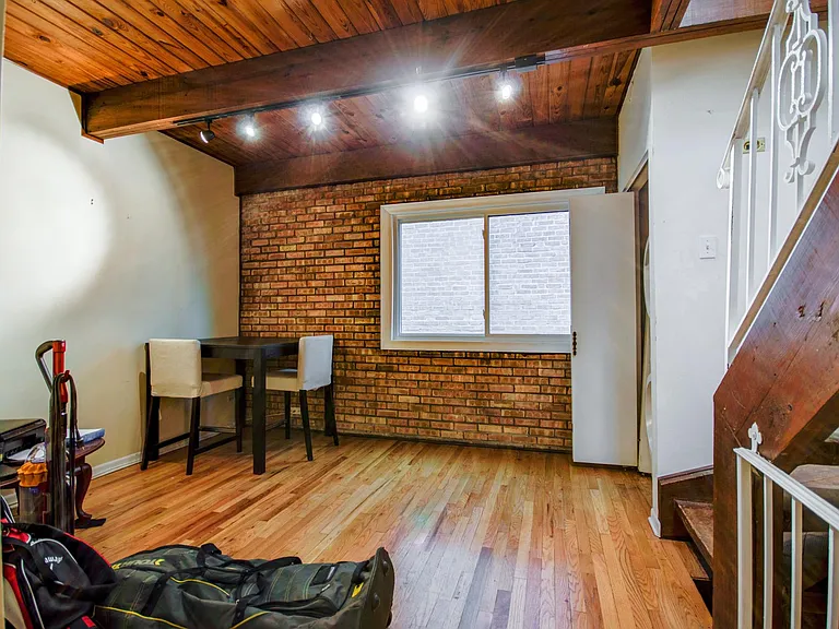 2830 N Burling St #D — Photo 6