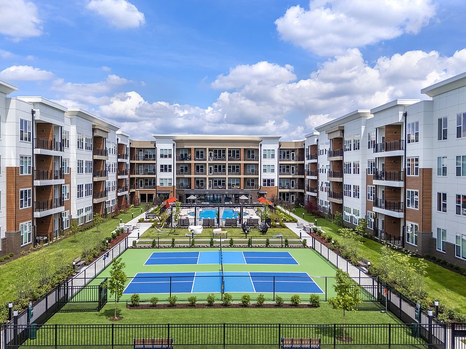 Exterior Courtyard Aerial