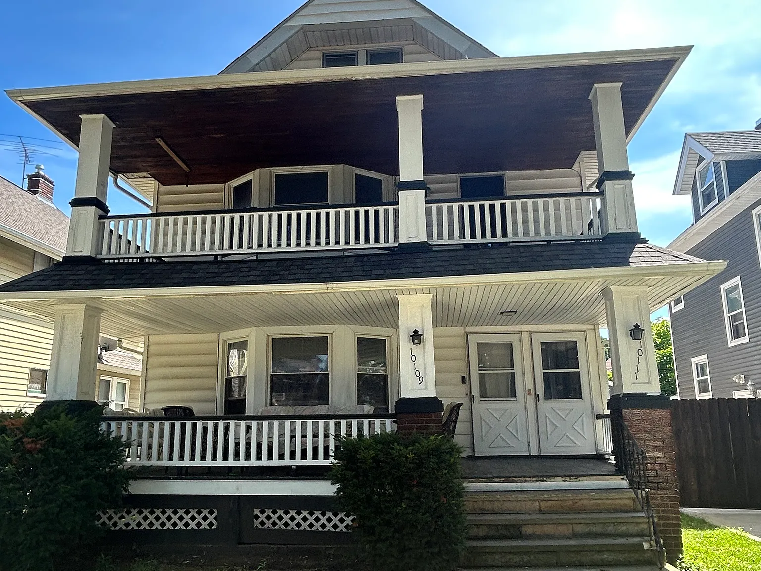 3 bed, 1100 sqft, $1,200 — Photo 2
