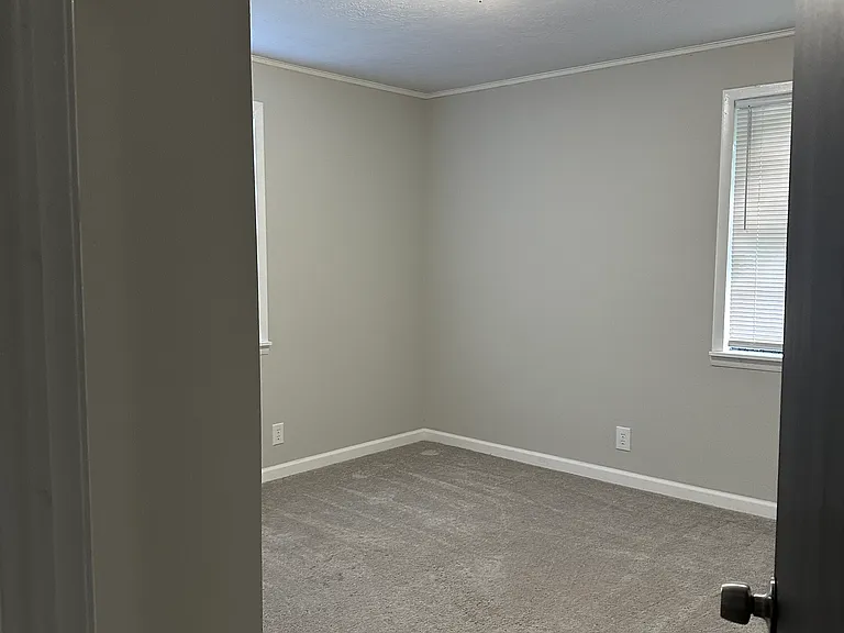 Bedroom 2, view 1