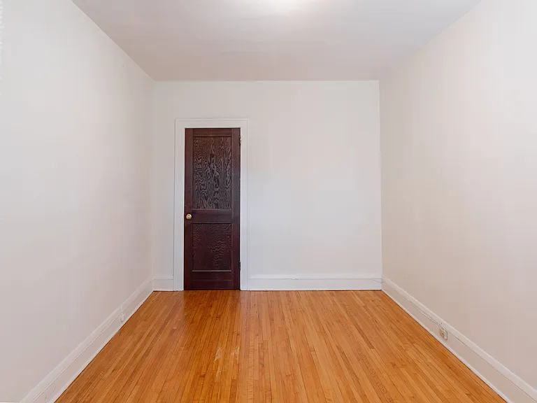 3247 Lyndale Ave S — Photo 7