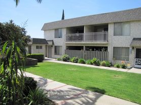 316 W Meda Ave, Available Now 2-Bed 2-Bath