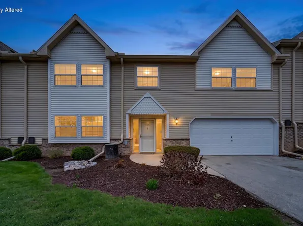 390 Dustin DRIVE, Brookfield, WI 53045