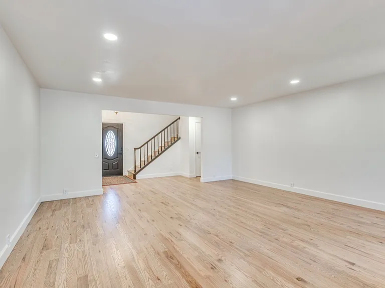 6336 S 72nd East Ave — Photo 6