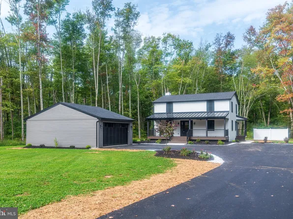 933 Forrest Rd, Sellersville, PA 18960