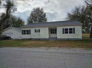 1101 E 18th St, Lamar, MO 64759