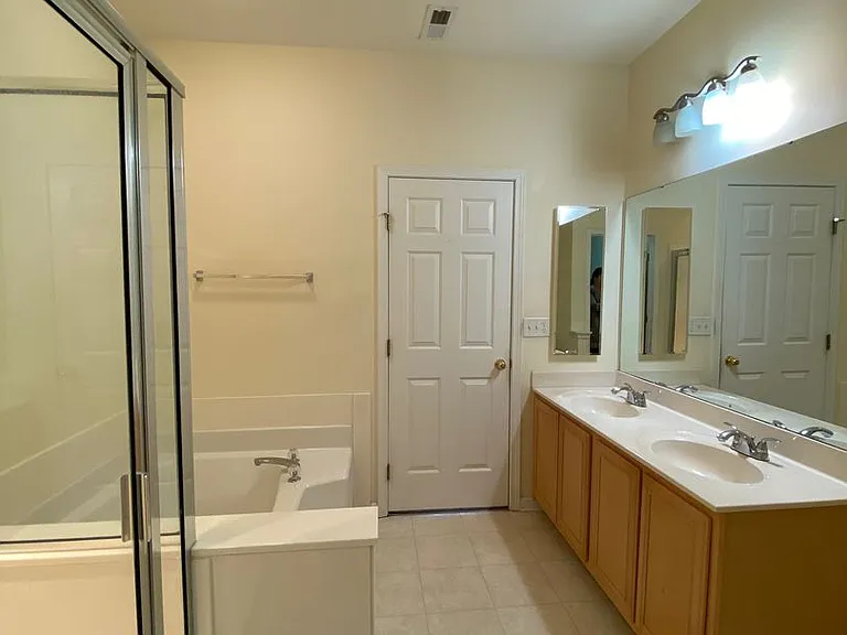 232 Hadley Commons Dr — Photo 13