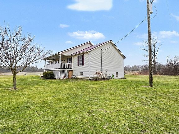 3rd image of 10044 Sargent Rd