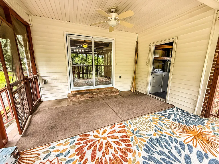 4717 Radcliff Rd — Photo 10