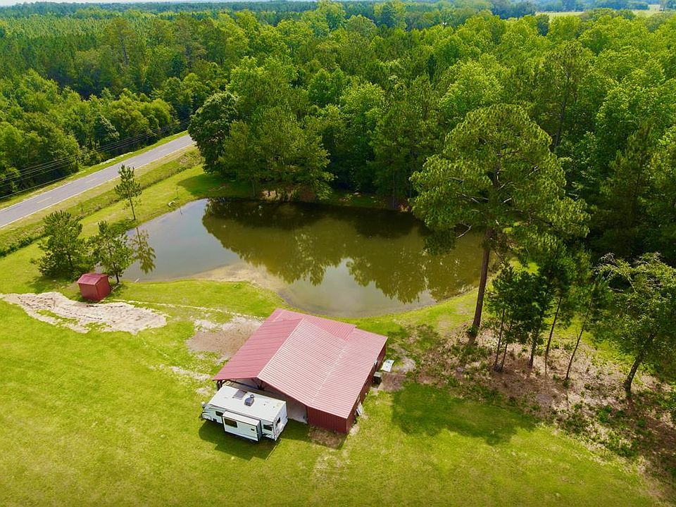 1st image of 900 Benton Rd