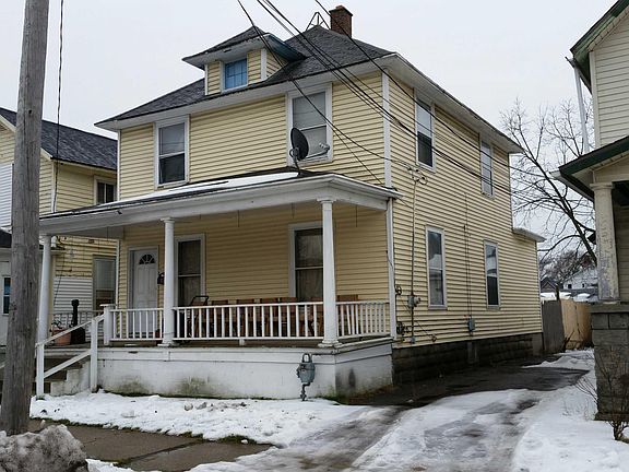 5th image of 1016 1st St NW