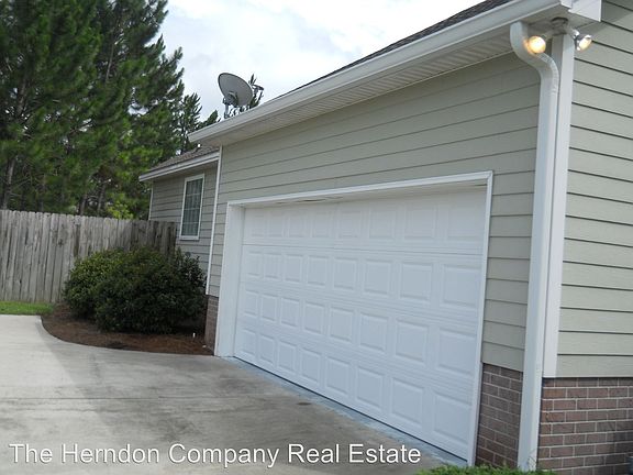 4th image of 3720 Kingston Ct