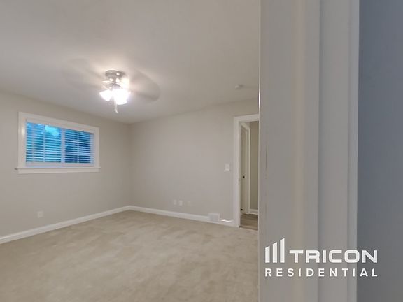 2nd image of 513 Palisade Mountain Dr