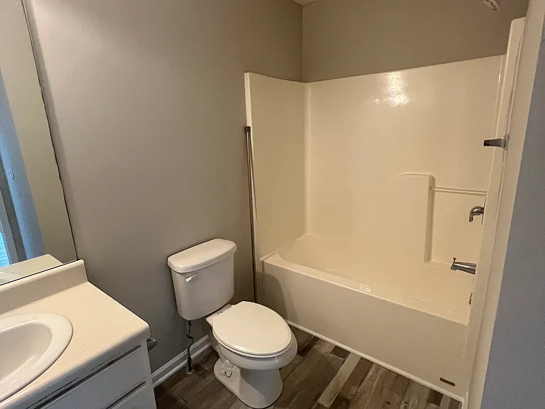 188 Alton Cir — Photo 16