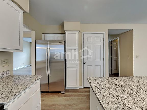 4th image of 1881 Morningside Dr