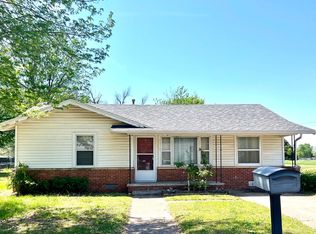 1443 N B St, Arkansas City, KS 67005