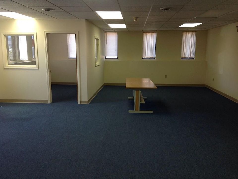 2nd image of 6 Wilkens Dr Ste 102
