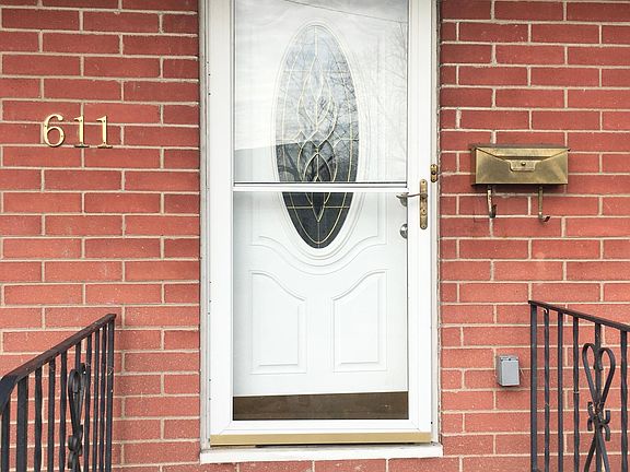 2nd image of 611 Ostemo Pl