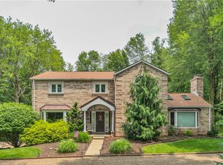 115 Gristmill Ln, Zelienople, PA 16063