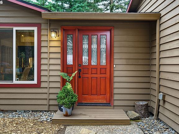 3rd image of 10015 SW 53rd Ave