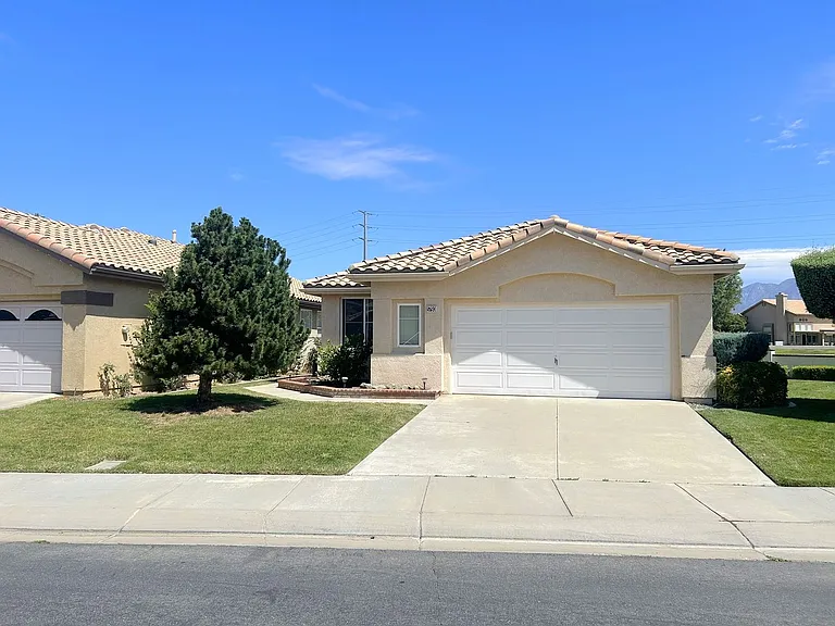 5793 Orange Tree Ave — Photo 1