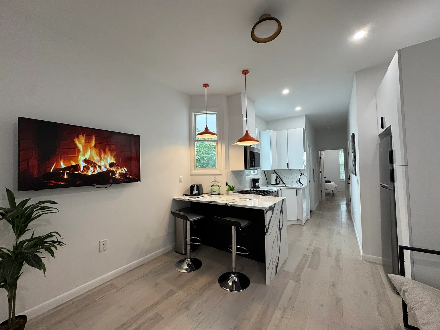 1 bed, 750 sqft, $2,350 — Photo 1