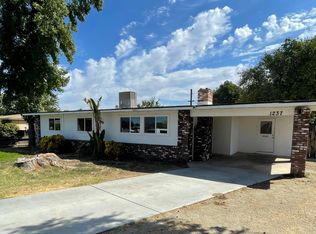 1237 Rodgers Rd, Hanford, CA 93230