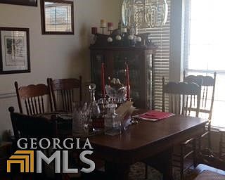 2nd image of 1880 Green Oak Cir