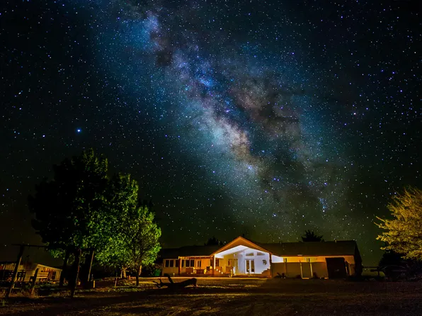 2416 N Waunita Ave, Kanab, UT 84741