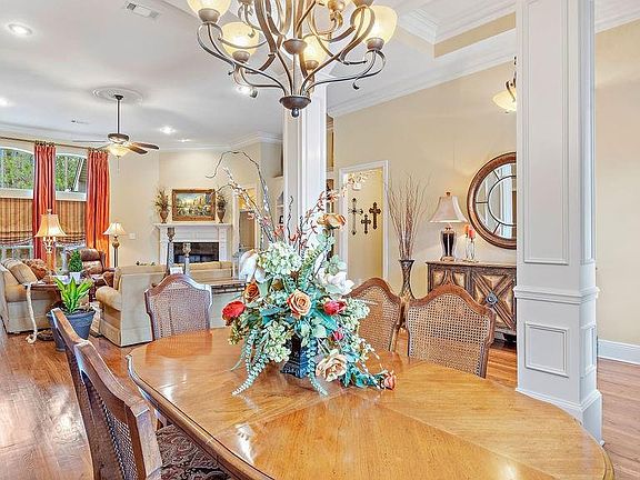 3rd image of 169 Grande Maison Blvd
