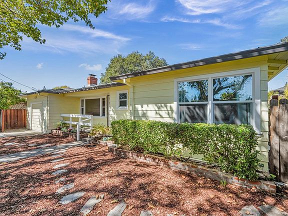2nd image of 543 Clement Avenue