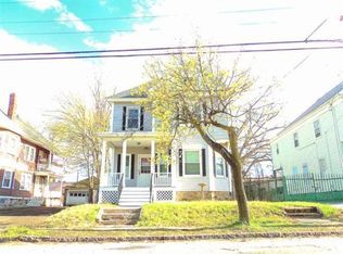 72 Exeter St, Lawrence, MA 01843