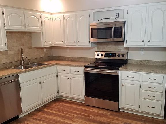 4th image of 705 E Burnsville Pkwy APT 103
